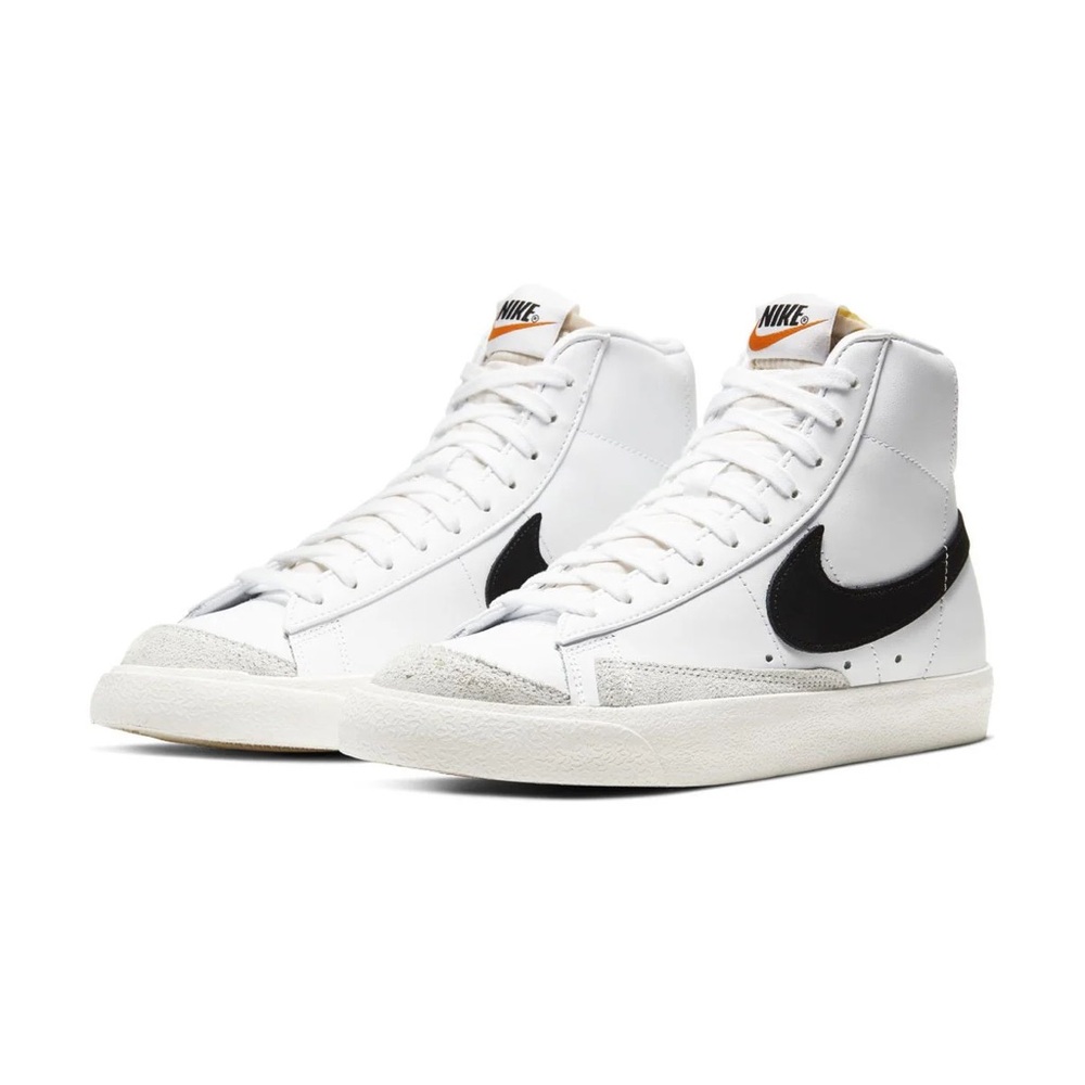 NIKE WOMENS BLAZER MID SNEAKERS